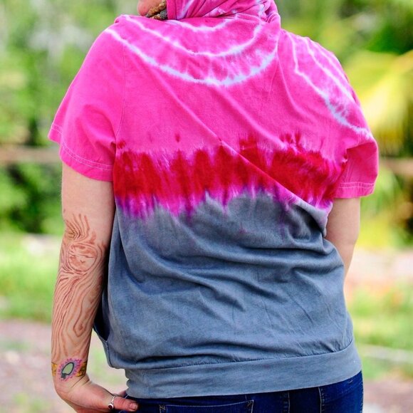 Hooded Short Sleeve Tie Dye Tee with Front Pocket - Unisex - Bella Canvas - Picture 4 of 6